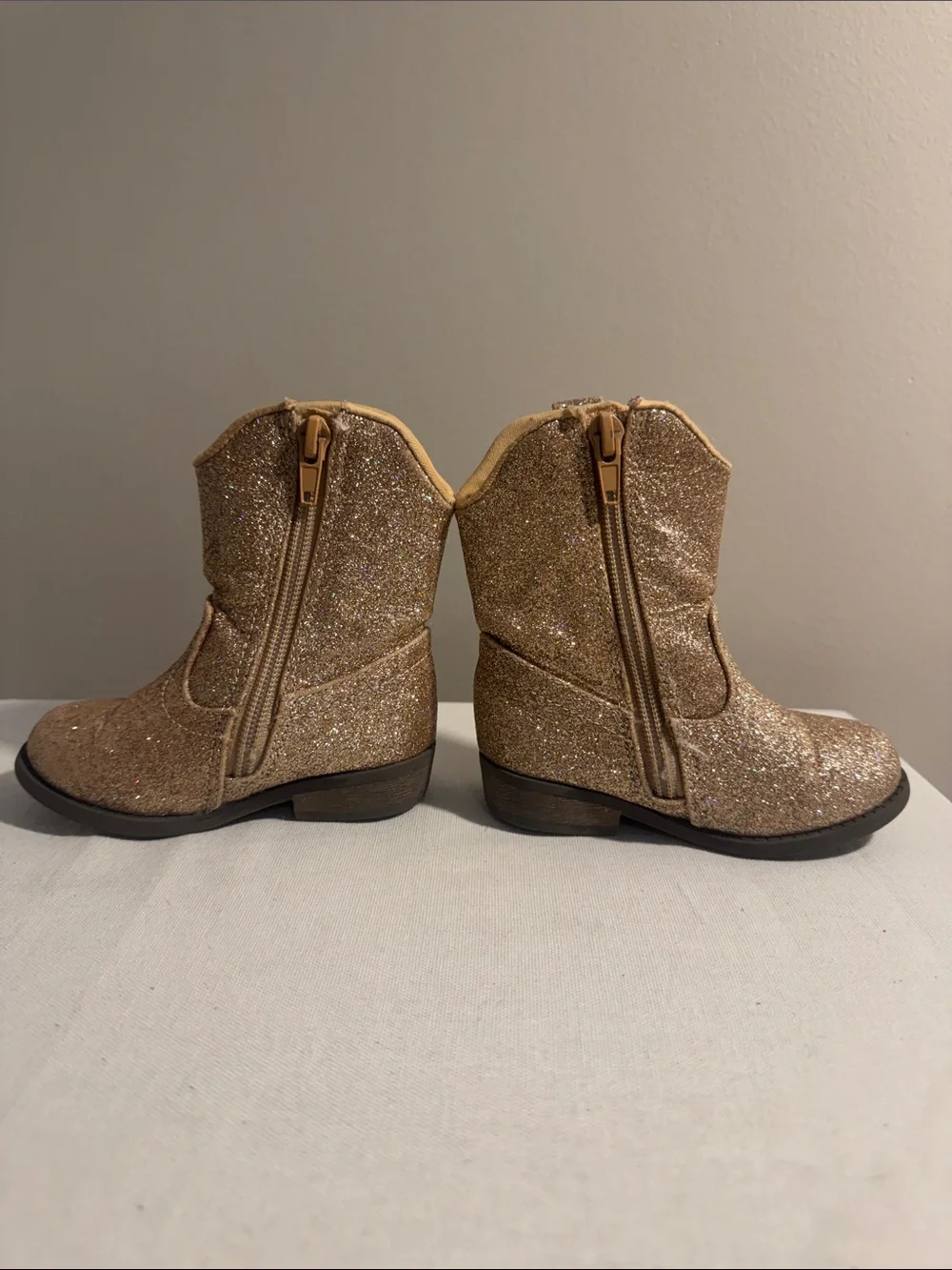 Maggie & Zoe Girls Glitter Gold Cowboy Boots